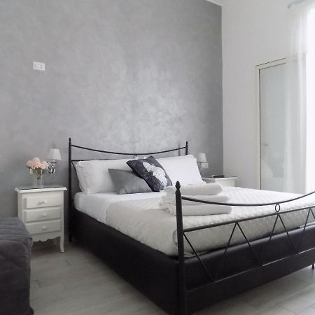 1 Amore Romantica Casa Centrale, Silenziosa Ristrutturata 나폴리 외부 사진